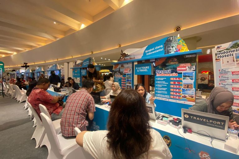 DI INDONESIA AJA TRAVEL FAIR